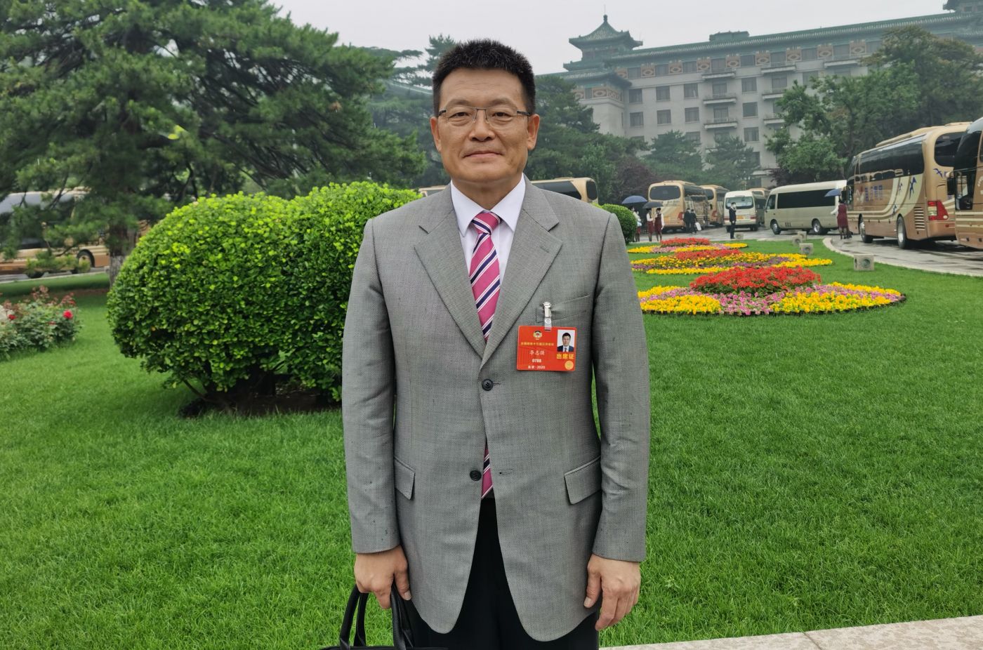 6.全国政协委员、航空工业制造院院长、党委副书记李志强